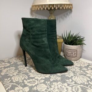 Vero Cuoio Dark Green Suede Heeled Boots
